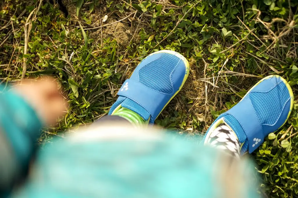 Detské veselé barefoot topánky Vivobarefoot Primus K 11